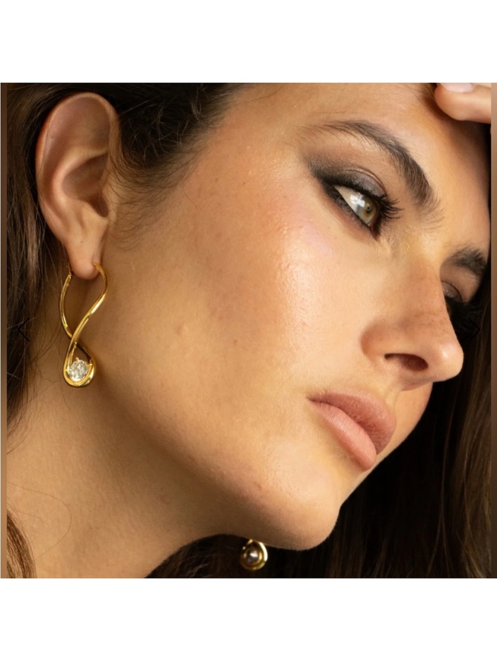 JACKIE MACK LUMI EARRINGS GOLD infinity NEW with storage pouch